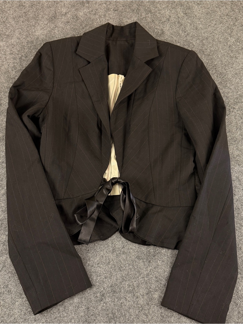 Tom K Nguyen Brown Pinstripe Cropped Blazer Size 6 Wool Blend Front Tie Made USA